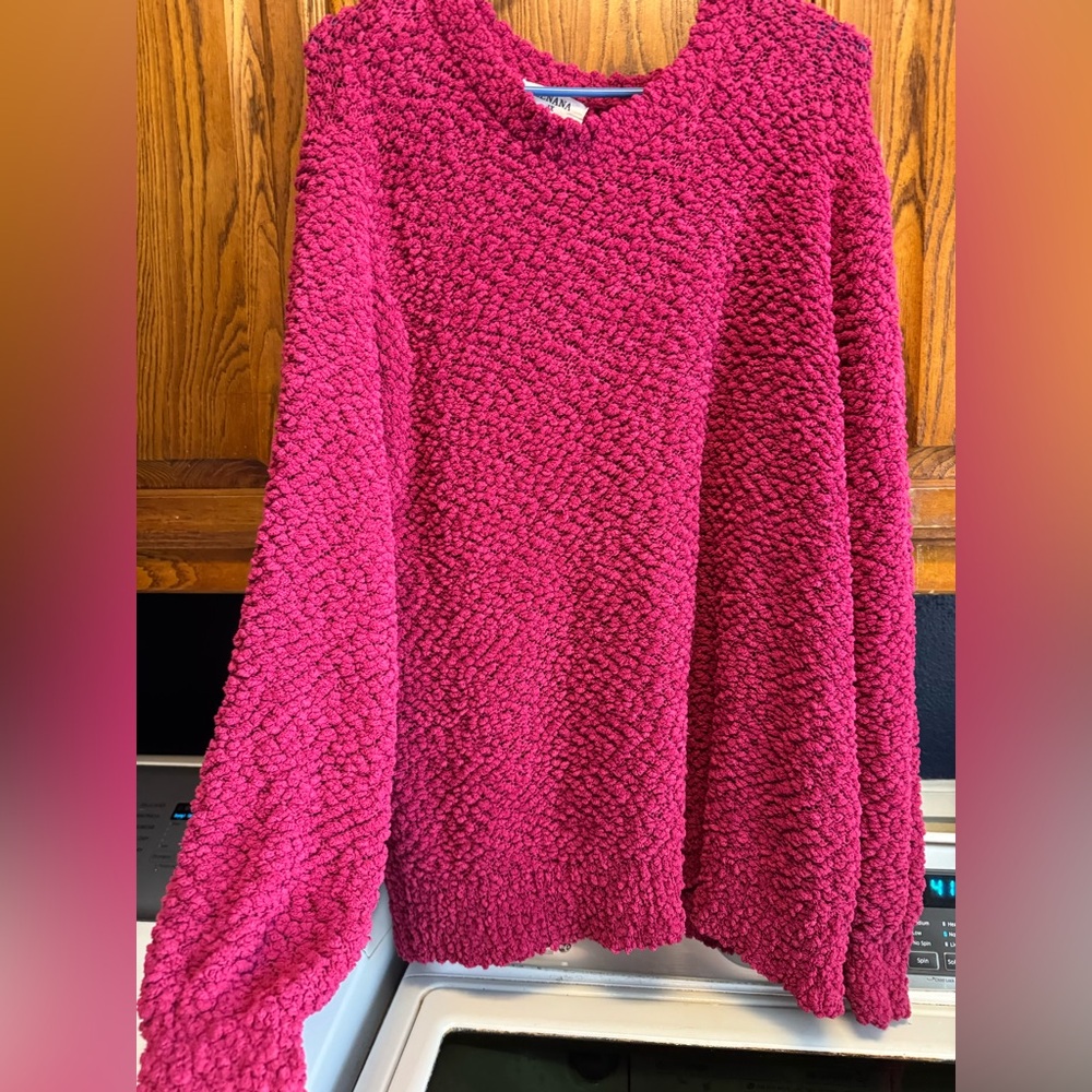 Zenana Outfitters Fuchsia Popcorn Textured Crewneck Sweater